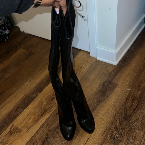 Over the knee boots - Picture 1 of 4